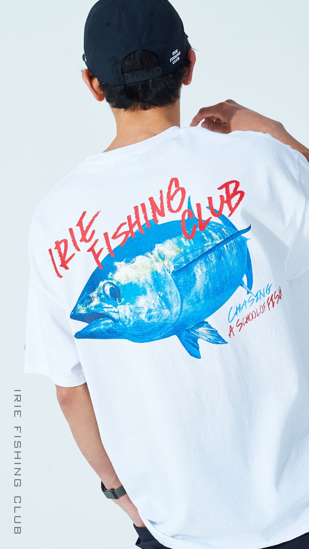 【NEW ITEM】-CHASE A SCHOOL OF FISH TEE-